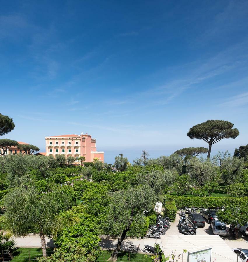 "White Mermaid" - Sorrento Downtown Sea View Apartment Zewnętrze zdjęcie